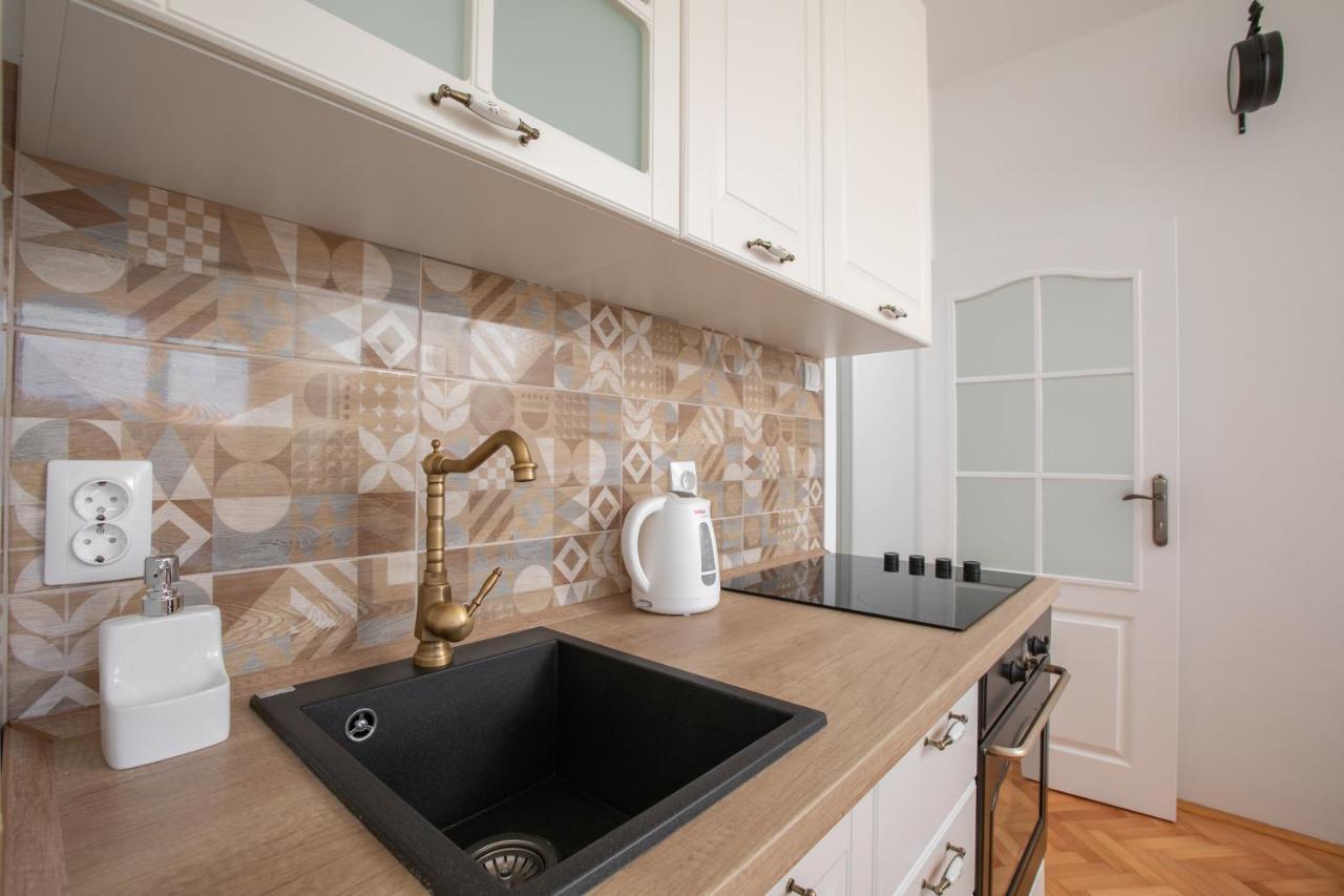Apartman Ana Boric Podgora Exterior photo