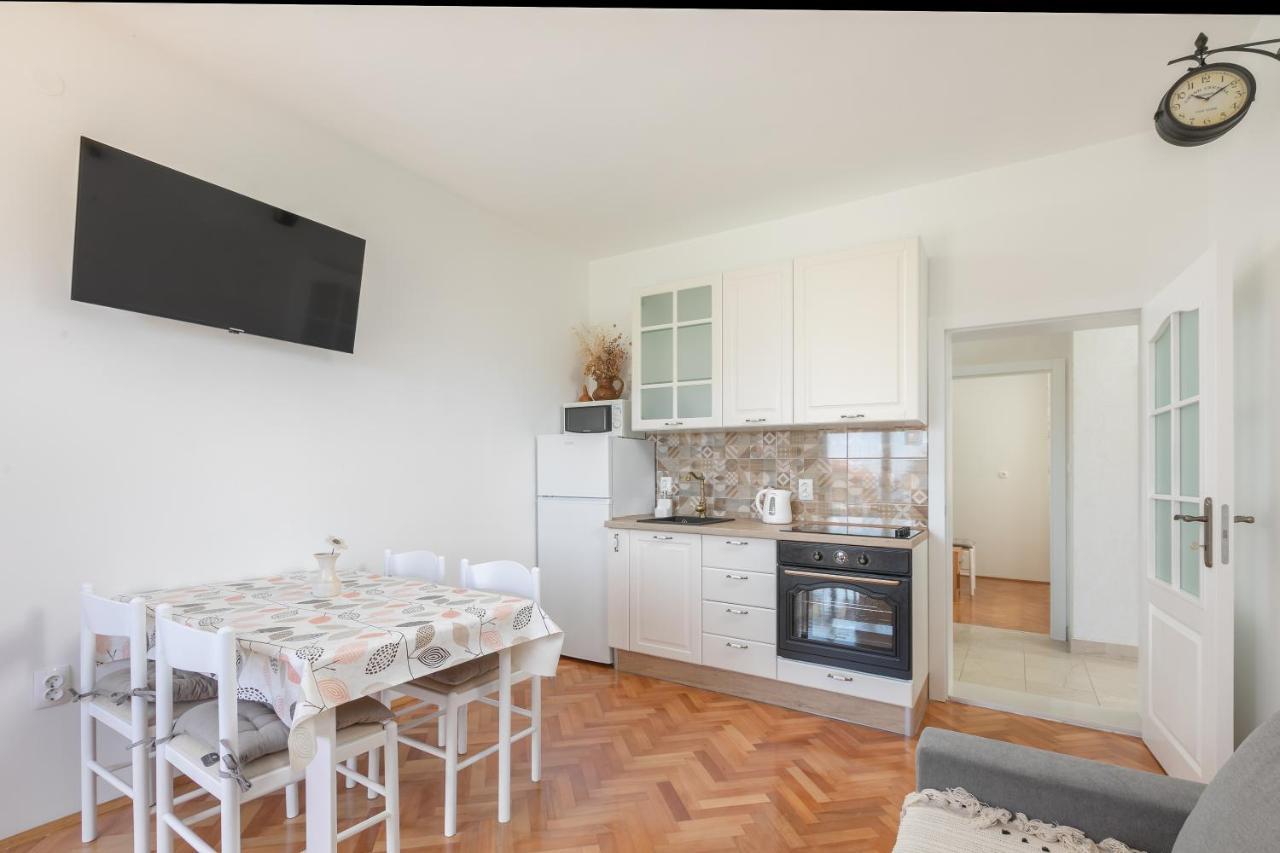 Apartman Ana Boric Podgora Exterior photo